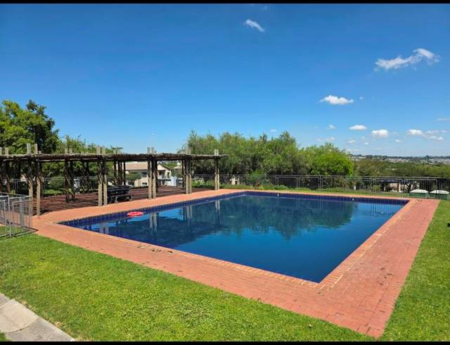 1 BEDROOM APARTMENT FOR SALE IN JACKAL CREEK GOLF ESTATE